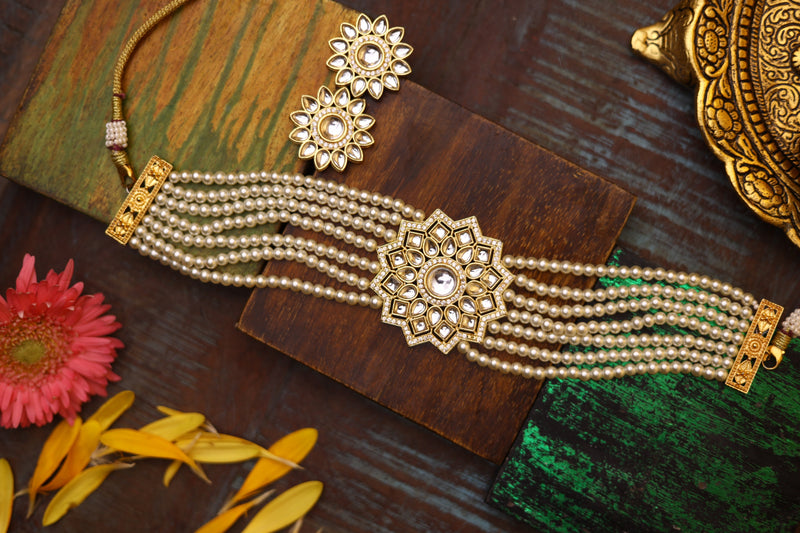 Flower Pearl and Kundan Choker Set